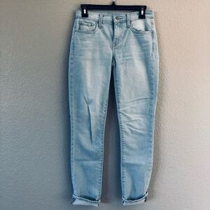 Gap 1969 Light Wash Cropped Jeans 24